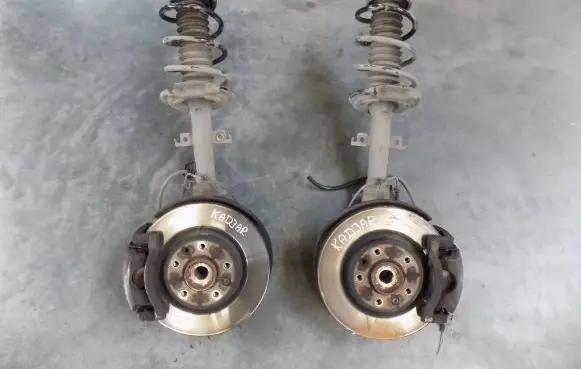 Renault Kadjar Front wheel hub spindle knuckle