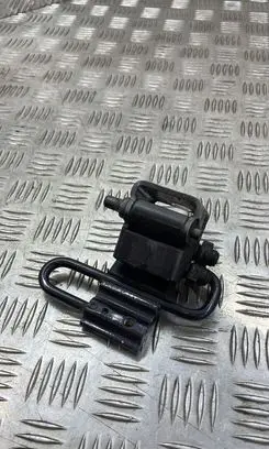 Audi A6 S6 C6 4F Rear door lower hinge