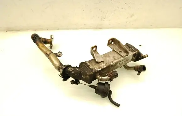 Opel Vivaro EGR valve cooler 8200910446