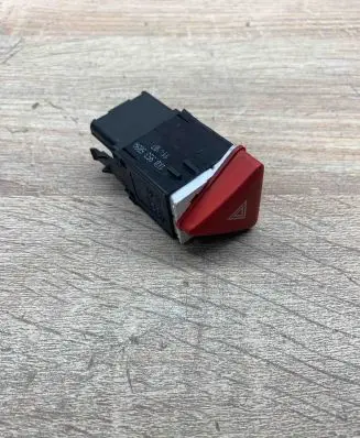 Volkswagen Golf V Hazard light switch 1K0953509A