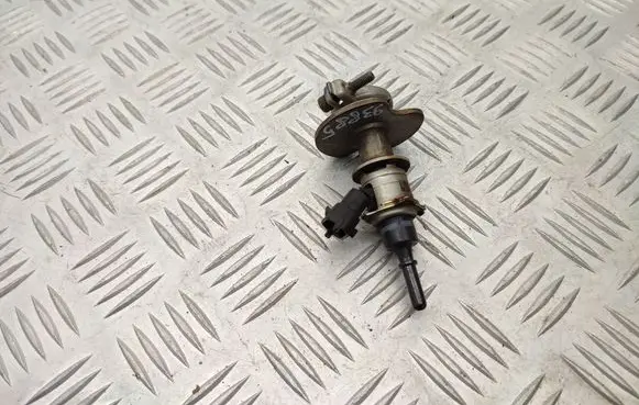 Hyundai i30 AdBlue injector 296302U000