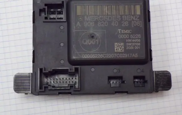 Mercedes-Benz Sprinter W906 Door central lock control unit/module A9068204026