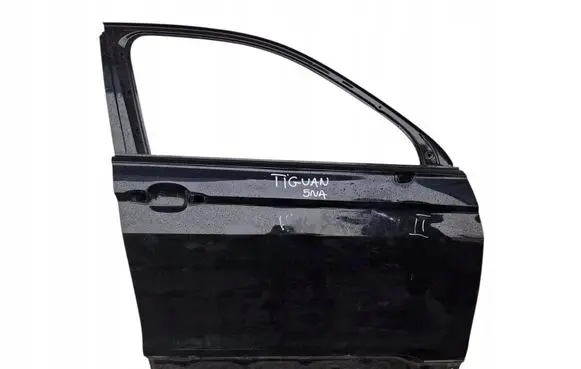 Volkswagen Tiguan Front door