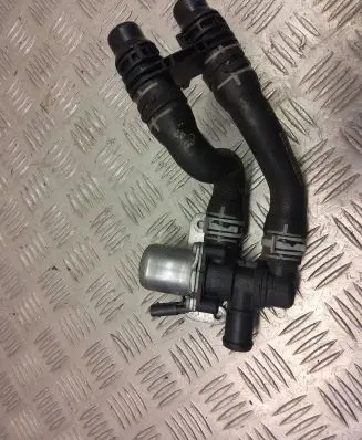 Seat Leon IV Coolant heater control valve 5q0906457c