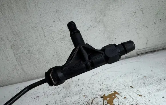 Ford Kuga I Clutch slave cylinder 