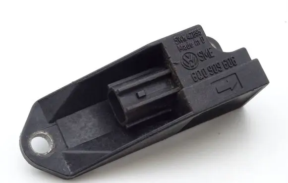 Volkswagen Golf IV Airbag deployment crash/impact sensor 6Q0909606