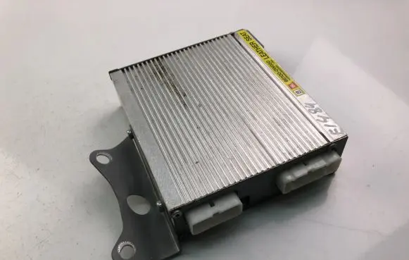 Toyota Highlander XU20 Other control units/modules 861000W050