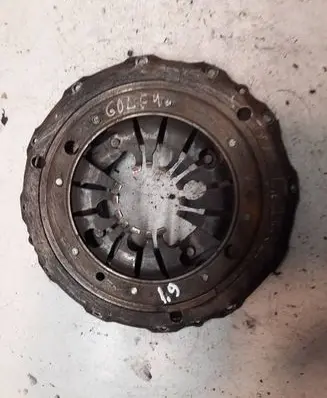Volkswagen Golf IV Pressure plate 