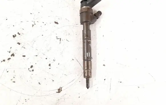 Mercedes-Benz B W245 Fuel injector 6400700787 A6400700787