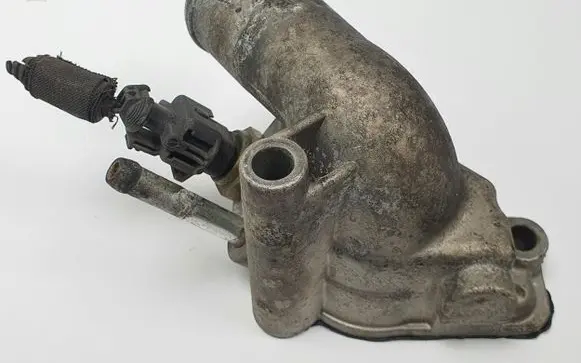Opel Vectra C Thermostat housing 