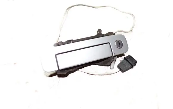 Audi A8 S8 D2 4D Front door exterior handle 4A0837205