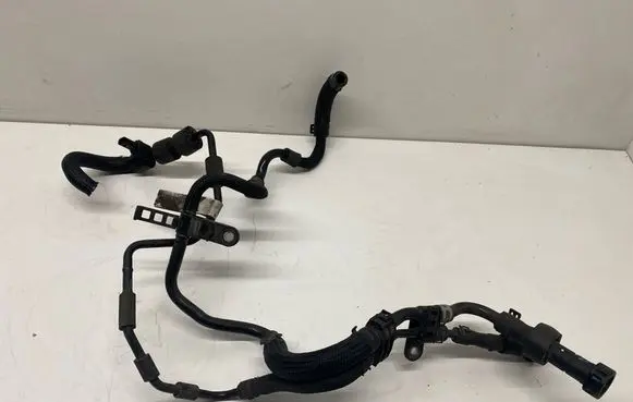 Toyota RAV 4 (XA40) Fuel line pipe 3465609