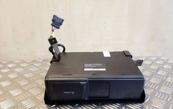 Volkswagen Touareg I CD/DVD changer 1J6035111 7L6035493A