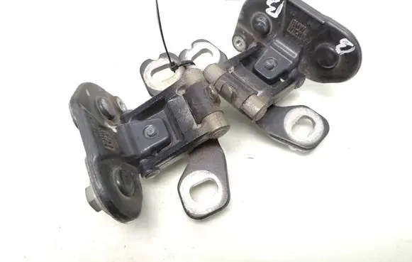 BMW 1 E81 E87 Loading door hinge set 7060626 7060625