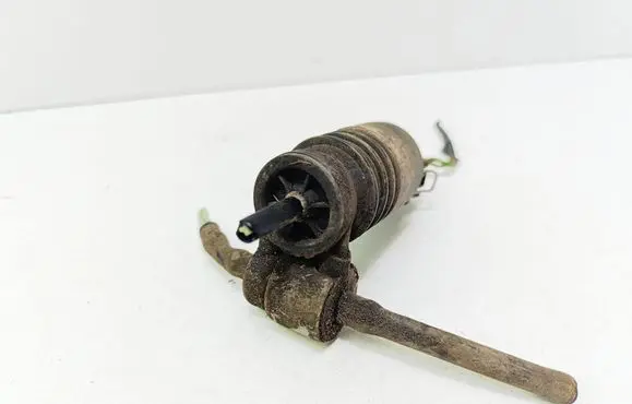 Ford Galaxy Windscreen/windshield washer pump