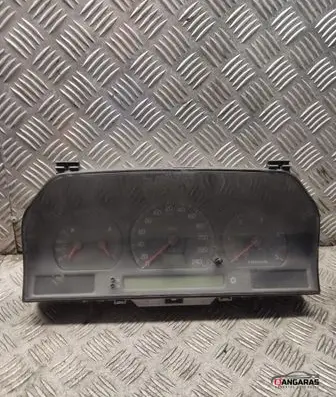 Volvo S70 V70 V70 XC Speedometer (instrument cluster) 9168386