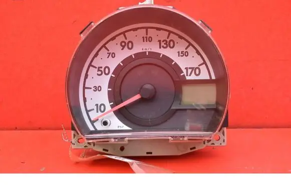 Toyota Aygo AB10 Speedometer (instrument cluster) 838000H023A
