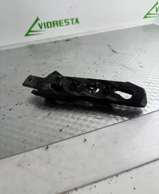Citroen C4 Grand Picasso Fender mounting bracket AA8641463