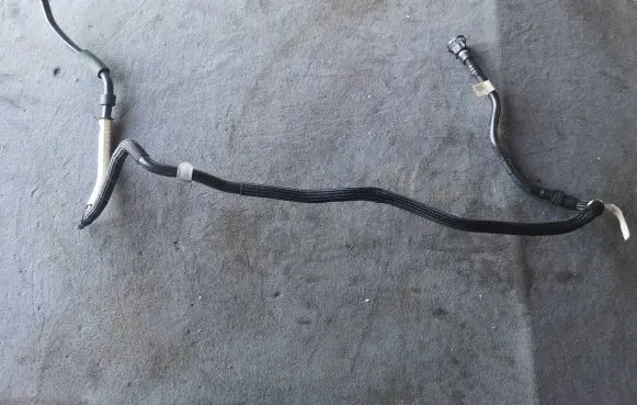 BMW 4 F32 F33 Vacuum line/pipe/hose 8606509