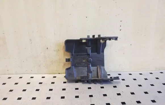 Rear door exterior handle/bracket