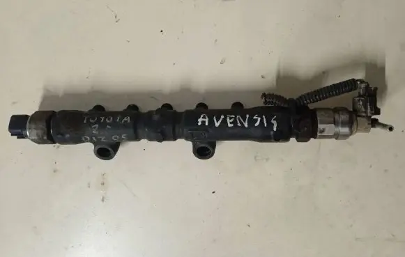 Toyota Avensis T250 Fuel main line pipe