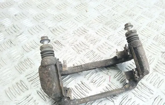 Honda Fit Front Brake Caliper Pad/Carrier 