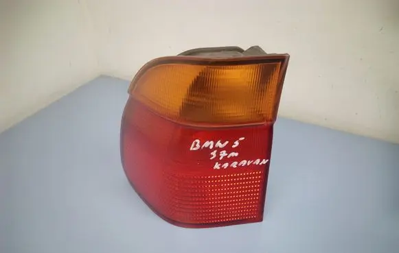 BMW 5 E39 Rear/tail lights 8361671 8371327