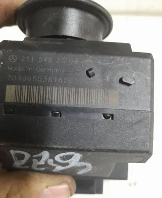 Mercedes-Benz E W211 Ignition lock A2115452308