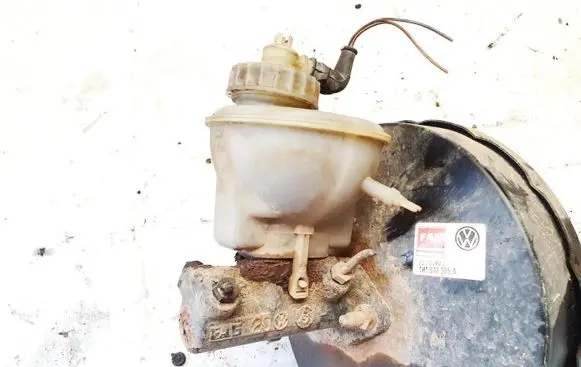 Volkswagen Golf III Master brake cylinder 6354s5530k
