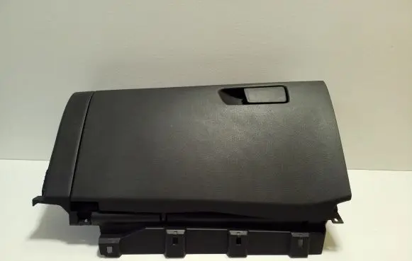 Nissan Qashqai J12 Glove box set 681026UA0A 685P36UA0A 681026UA0B