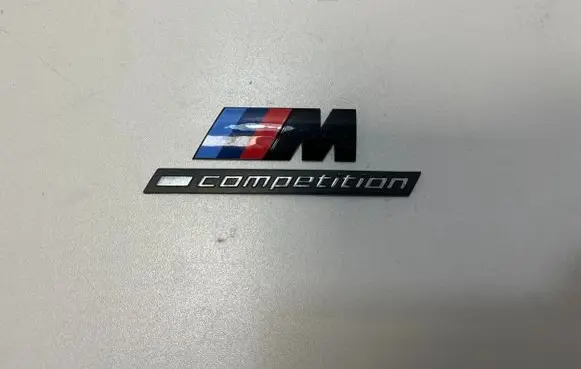 BMW M4 F82 F83 Manufacturer badge logo/emblem 8054330