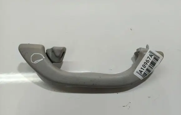 Volkswagen PASSAT B5 Rear interior roof grab handle 3B0857607A
