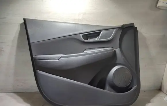 Hyundai Kona I Front door card panel trim 82370J9000