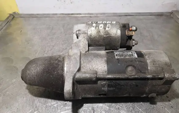 Subaru Outback Starter motor M002T89071 23300AA620