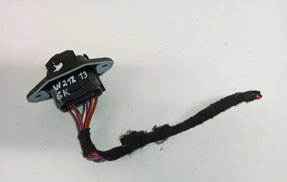 Mercedes-Benz E W212 Rear wire harness sleeve A0045454440 0045454440