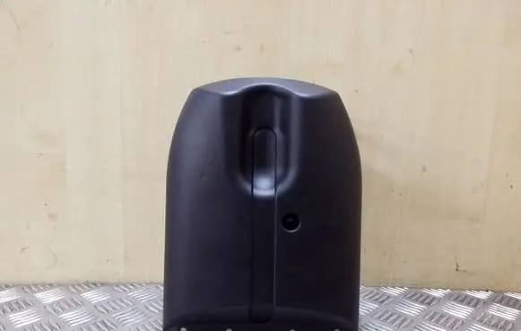 Steering wheel column trim