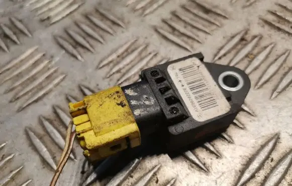Mercedes-Benz A W169 Airbag deployment crash/impact sensor 1698202226