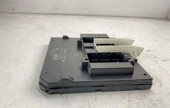 Audi A3 S3 8V Comfort/convenience module 5Q0937085AH 5Q0937085 BCMPQ37H