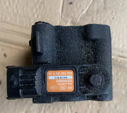 Renault Trafic II (X83) Air pressure sensor 0281002958 8967001840