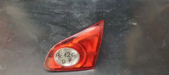 Nissan Qashqai Tailgate rear/tail lights 26550JD800 89071064 P32L800T