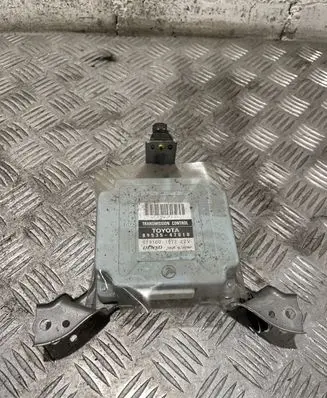 Toyota Prius (XW20) Gearbox control unit/module 8953547010