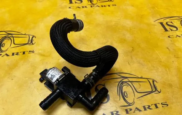 Ford Explorer VI Water pump L1M318C429FBB L1M38B555