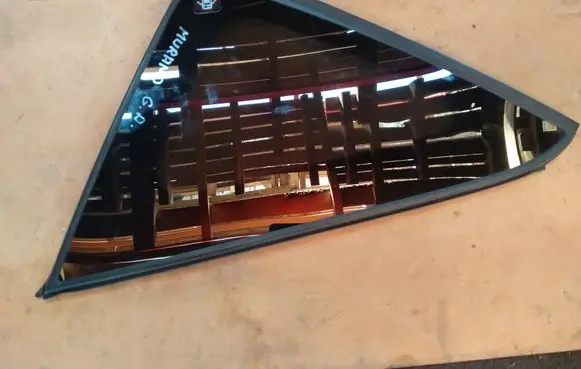 Nissan Murano Z51 Rear side window