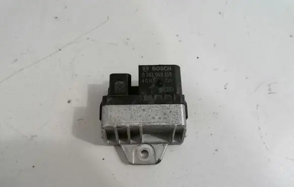 BMW 3 F30 F35 F31 Glow plug pre-heat relay 8514120