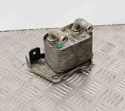 Engine oil radiator
