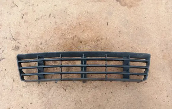 Audi A6 S6 C5 4B Front bumper lower grill 4B0807683F