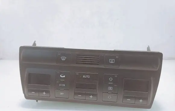 Audi A6 S6 C5 4B Climate control unit 4B0820043F 5HB00760400 HD520000