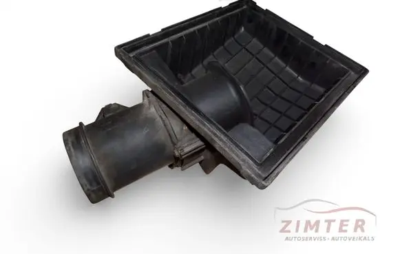 BMW 8 E31 Air filter box 1702078 0280217800 026308008