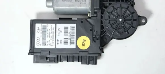 Audi A8 S8 D3 4E Rear door window regulator motor 4E0959802A