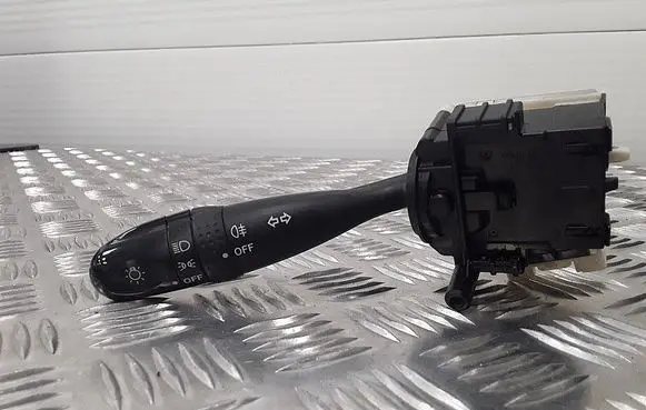 Suzuki SX4 Light switch 173744